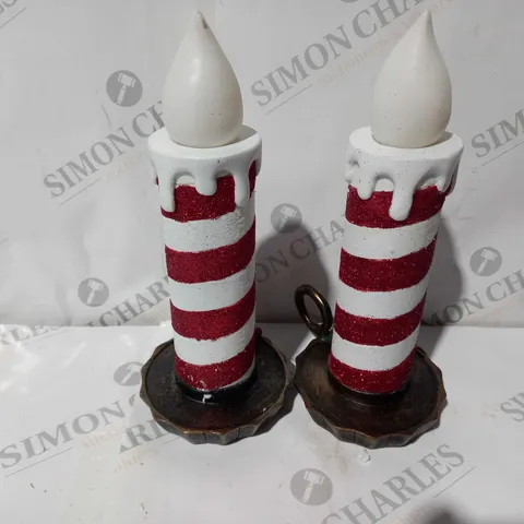 MR CHRISTMAS SET OF 2 RESIN CHAMBER CANDLE STICKS RED/WHITE