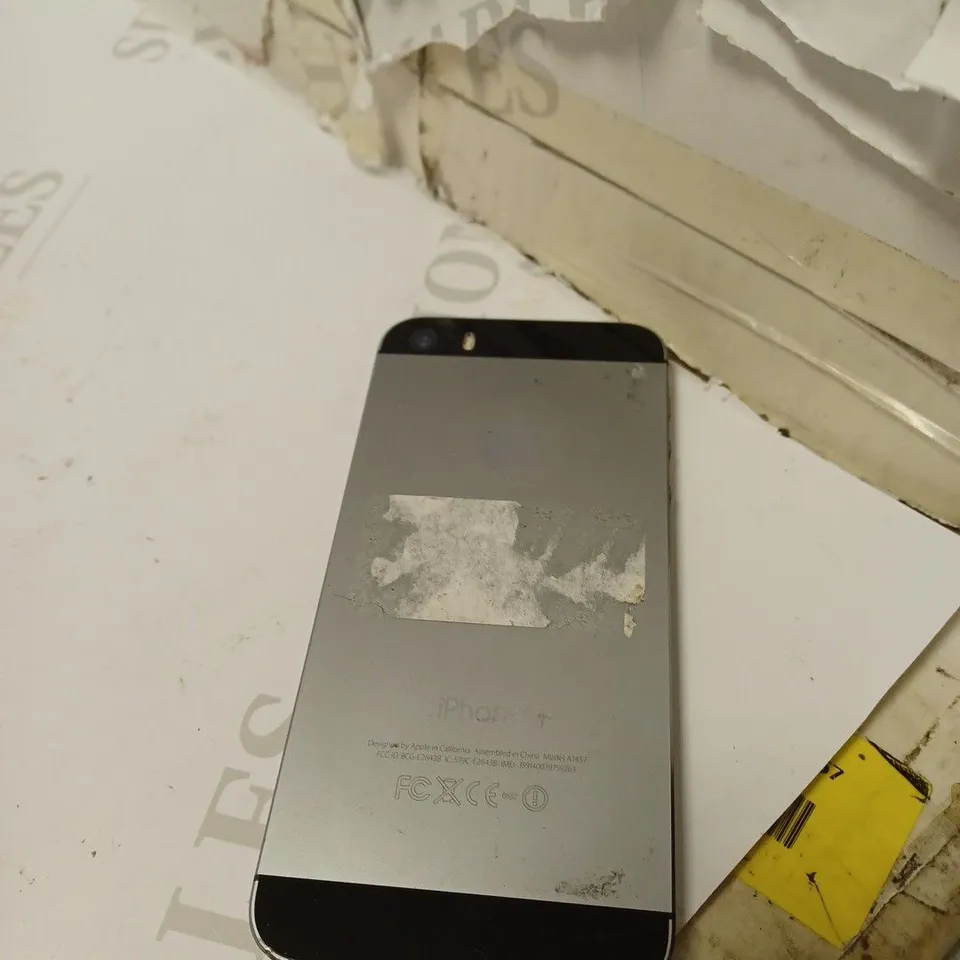 APPLE IPHONE MODEL A1457