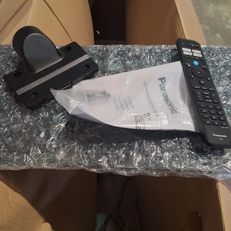 PANASONIC 64" OLED TV - TW65W85BEY