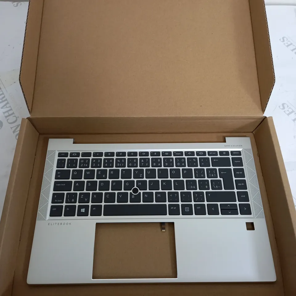 2 BOXED HP M07090-FL1 NOTEBOOK SPARE PART KEYBOARDS