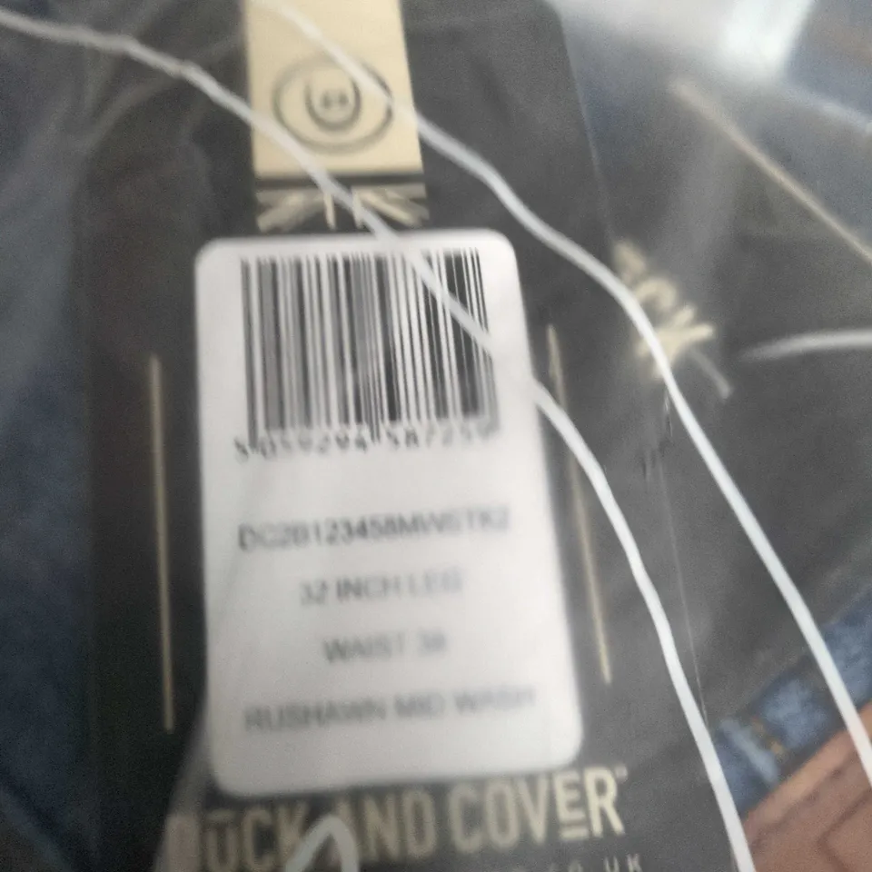 DUCK AND COVER DENIM JEANS  – BLUE, LONDON ENGLAND 38W 32L