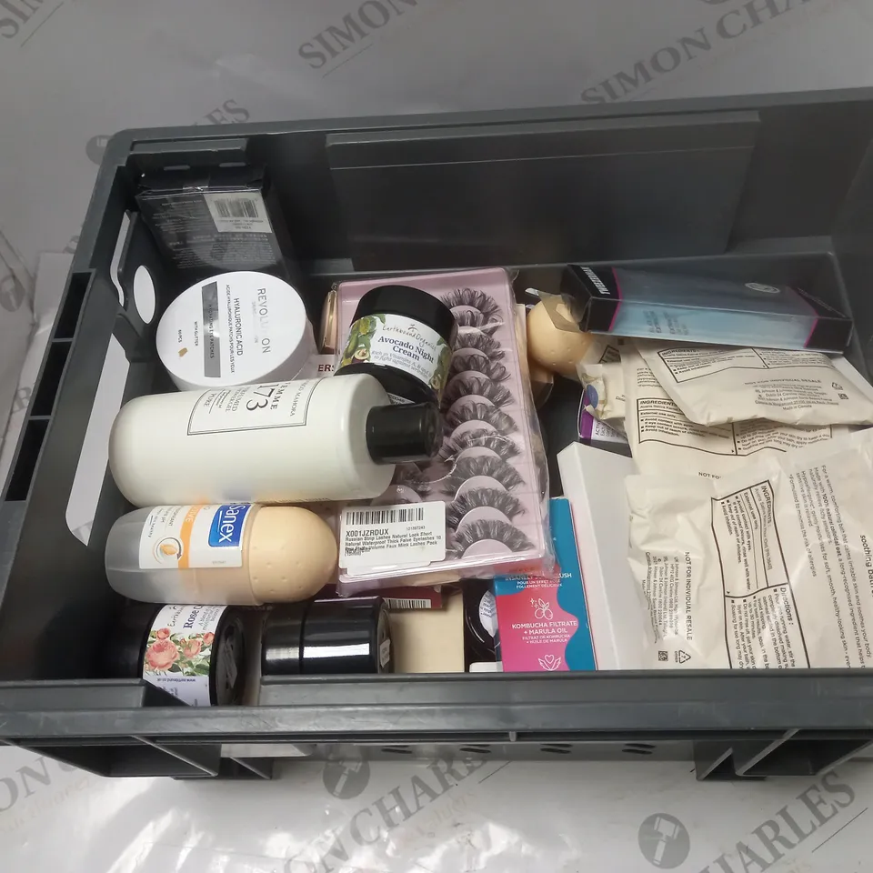 BOX OF ASSORTED COSMETIC PRODUCTS TO INCLUDE REVOLUTION, EARTHBOUND ORGANICS, SANEX, ETC