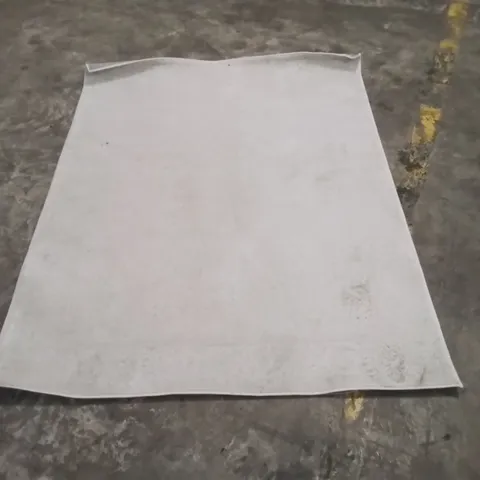 QUALITY DESIGNER AREA RUG - APPROXIMATELY 160X120