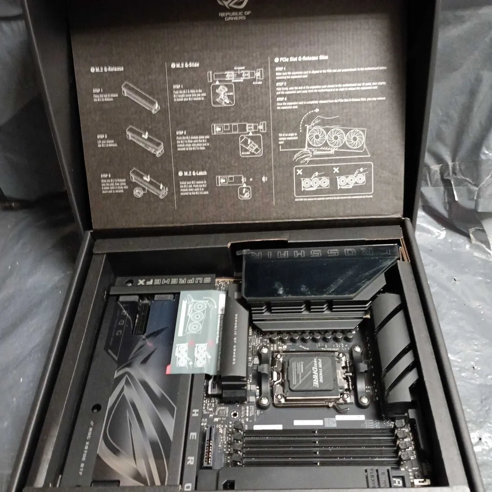 ASUS ROG CROSSHAIR X870E HERO GAMING MOTHERBOARD