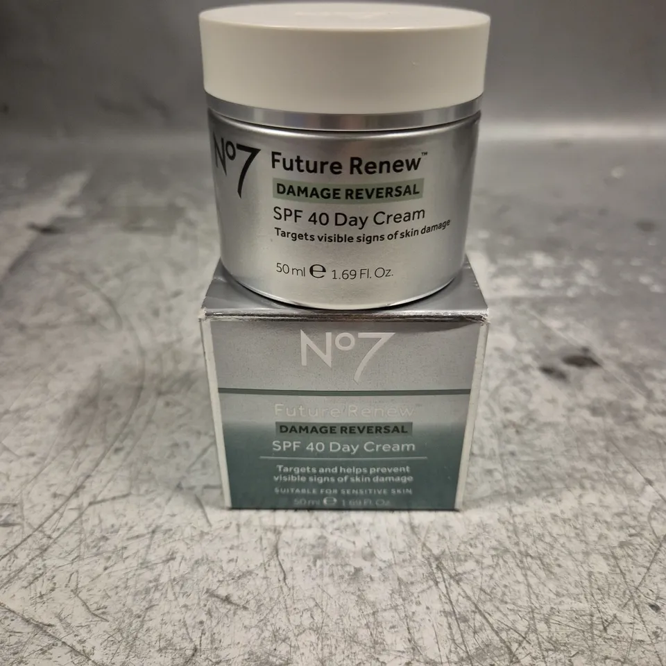 NO7 FUTURE RENEW DAMAGE REVERSAL SPF 40 DAY CREAM 50ML