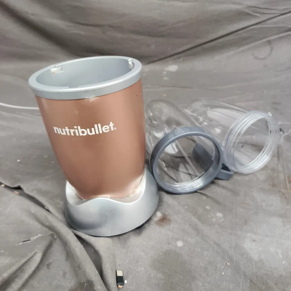 NUTRIBULLET 900 SERIES BLENDER 