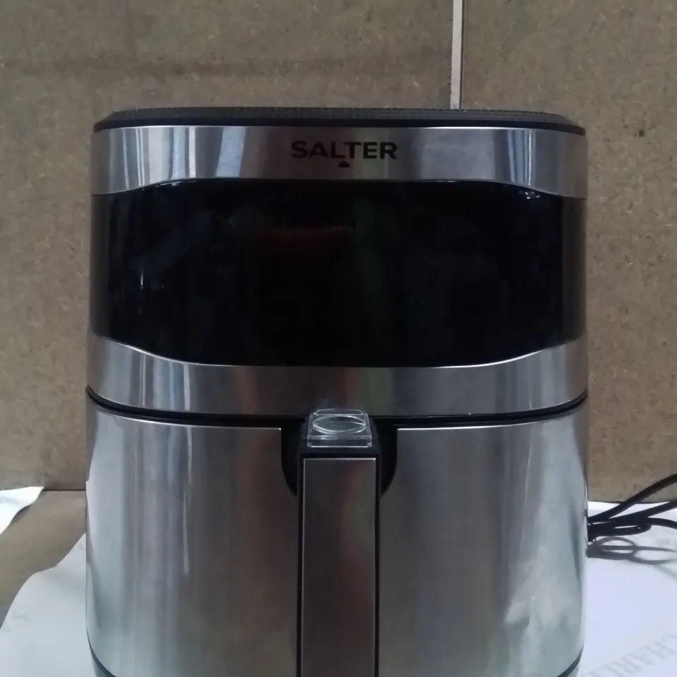 SALTER AIR FRYER 