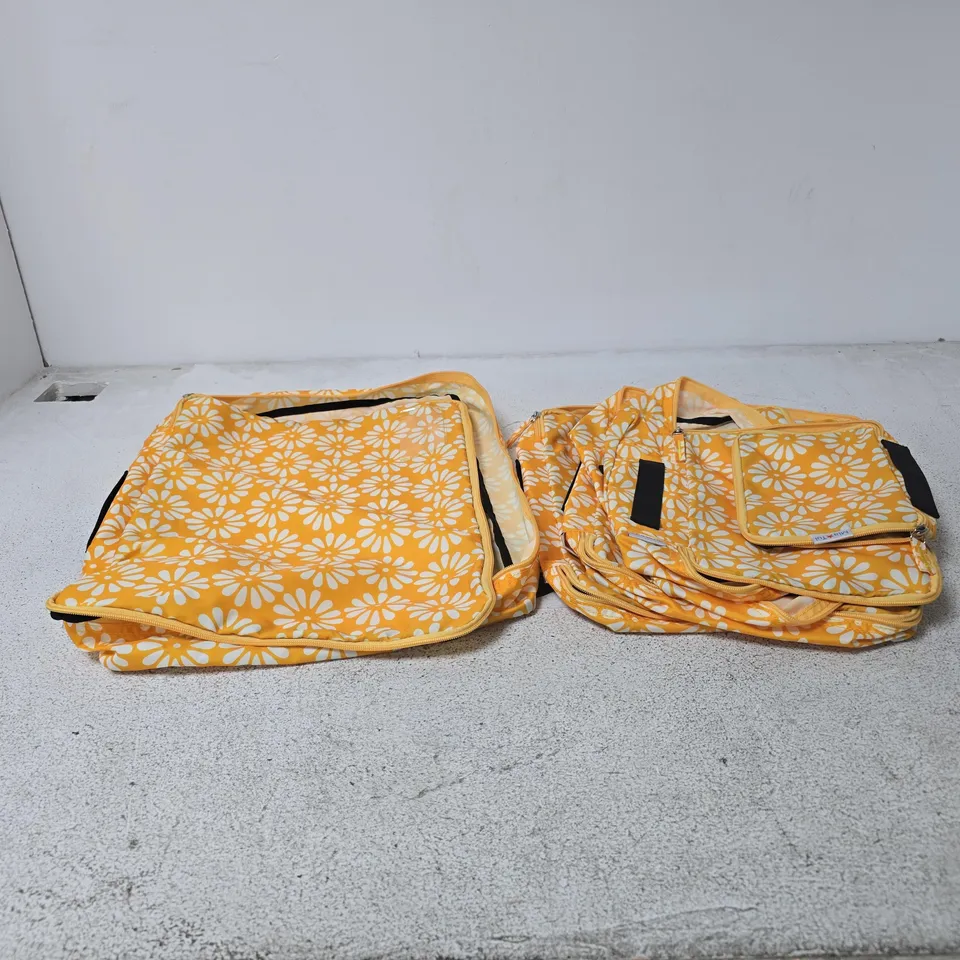MIA TUI YELLOW/WHITE PACKING CUBE/BAG SET