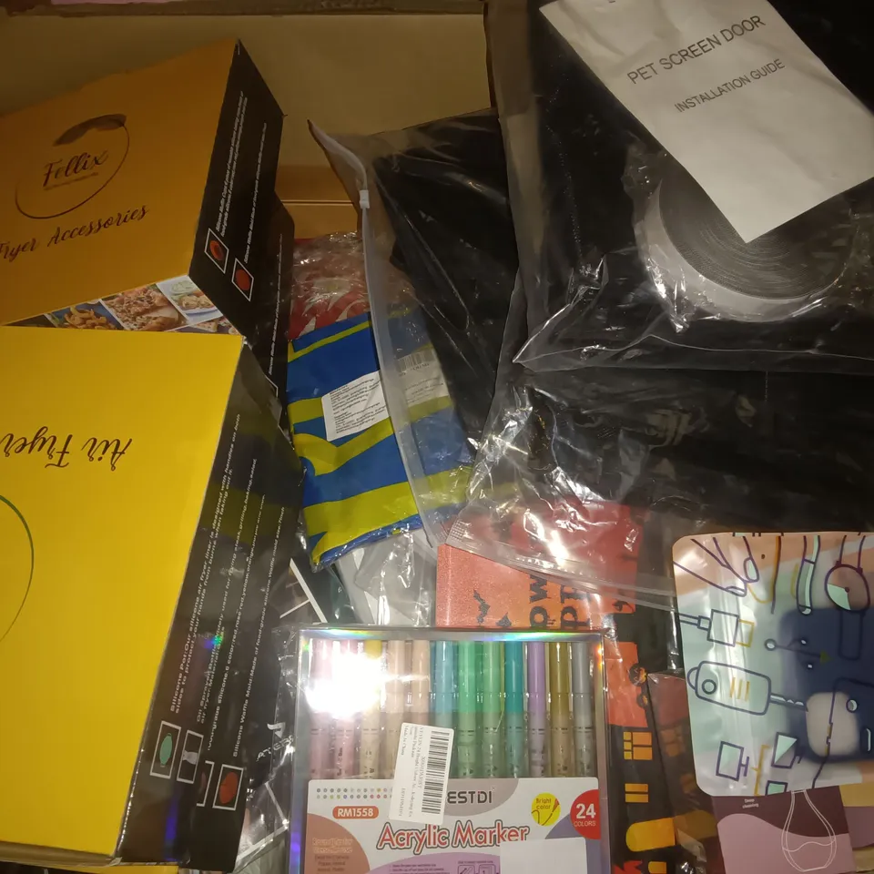 PALLET OF ASSORTED ITEMS TO INCLUDE PET SCREEN DOORS, ACRYLIC MARKERS AND MAGNIFYING MIRRORS