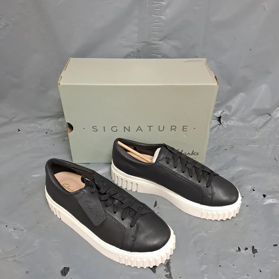 BOXED CLANKS MAYHILL WALK BLACK LEATHER UK 6 