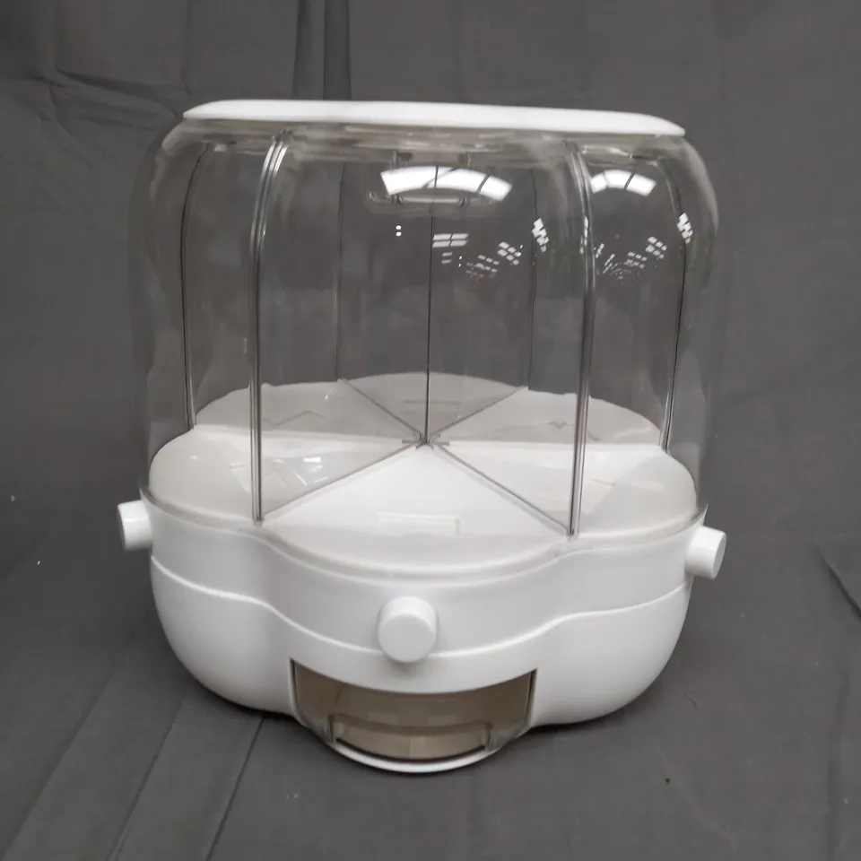 WHITE ROTATING RICE BUCKET