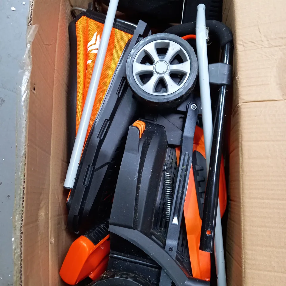 BOXED YARD FORCE 32CM LAWNMOWER AND TRIMMER