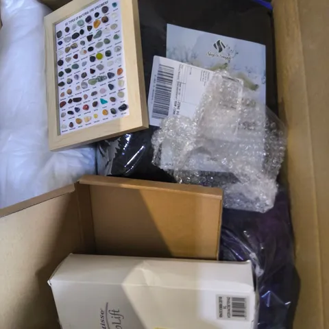 BOX OF APPROXIMATELY 10 ASSORTED ITEMS
