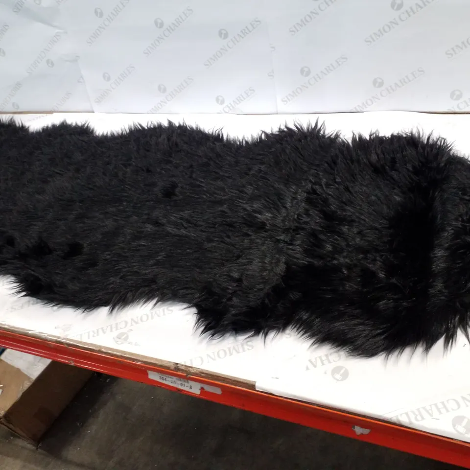 BRAND NEW PACO HOME PLAYA 960 RUG IN BLACK - 55×160CM