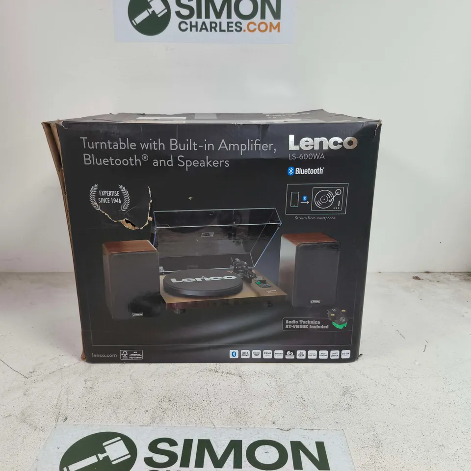 BOXED LENCO LS-600WA TURNTABLE WITH BUILT IN AMPLIFIER