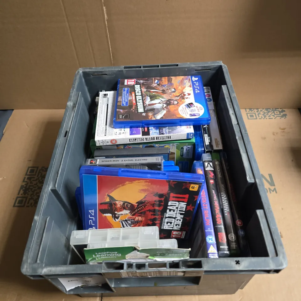 APPROXIMATELY 25 ASSORTED CONSOLE GAMES INCLUDING PS4 BATTLEFIELD , PS4 RED DEAD REDEMPTION II AND LEAP FROG LEAP TV 