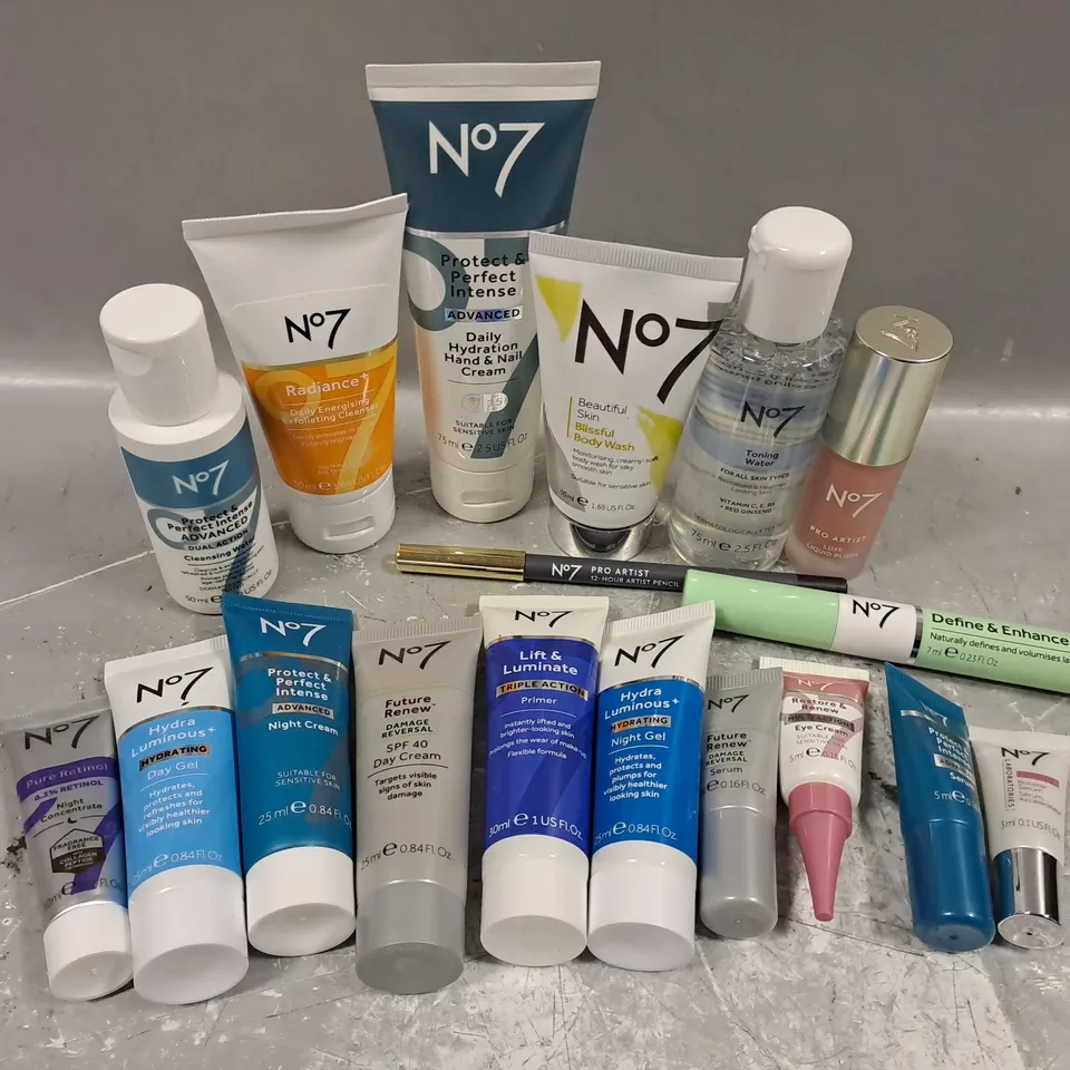 APPROX 15 ASSORTED NO7 BEAUTY PRODUCTS TO INCLUDE HAND/NAIL CREAM, TONING WATER, TRIPLE ACTION PRIMER, ETC 