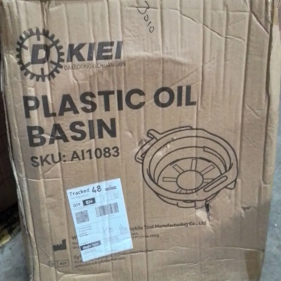 BOXED PLASTIC OIL BASIN 