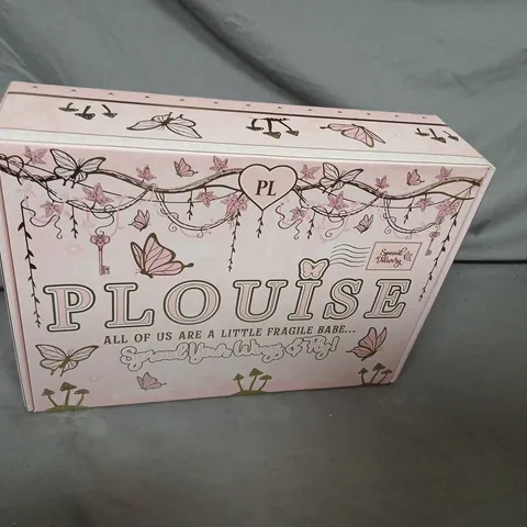 PLOUISE ALL OF US ARE A LITTLE FRAGILE BABE SPREAD YOUR WINGS AND FLY SEALED GIFT SET