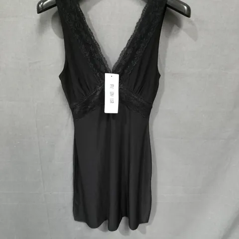 BLACK LACE-TRIM NIGHTDRESS, UK SIZE 6 (EU 34)