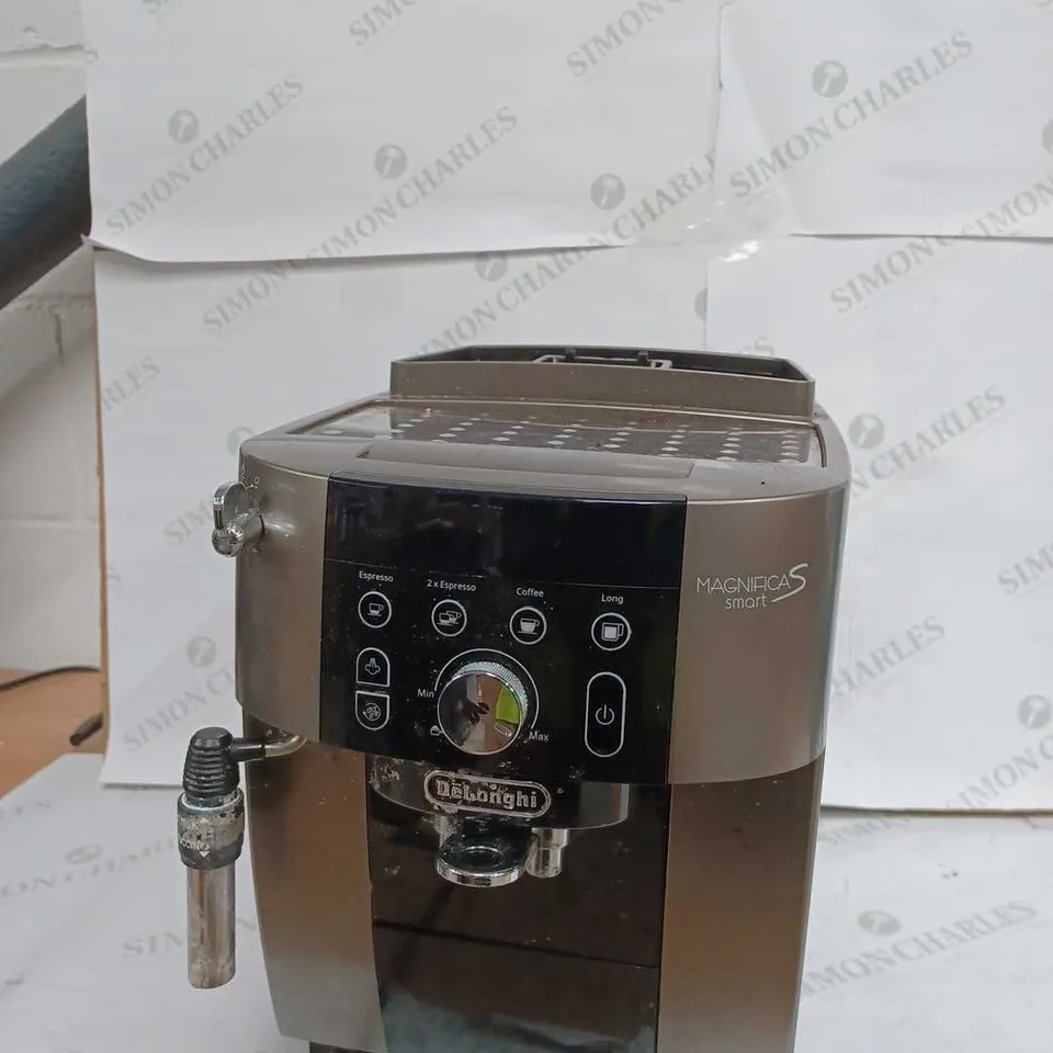 DELONGHI MAGNIFICAS SMARTCOFFEE MACHINE