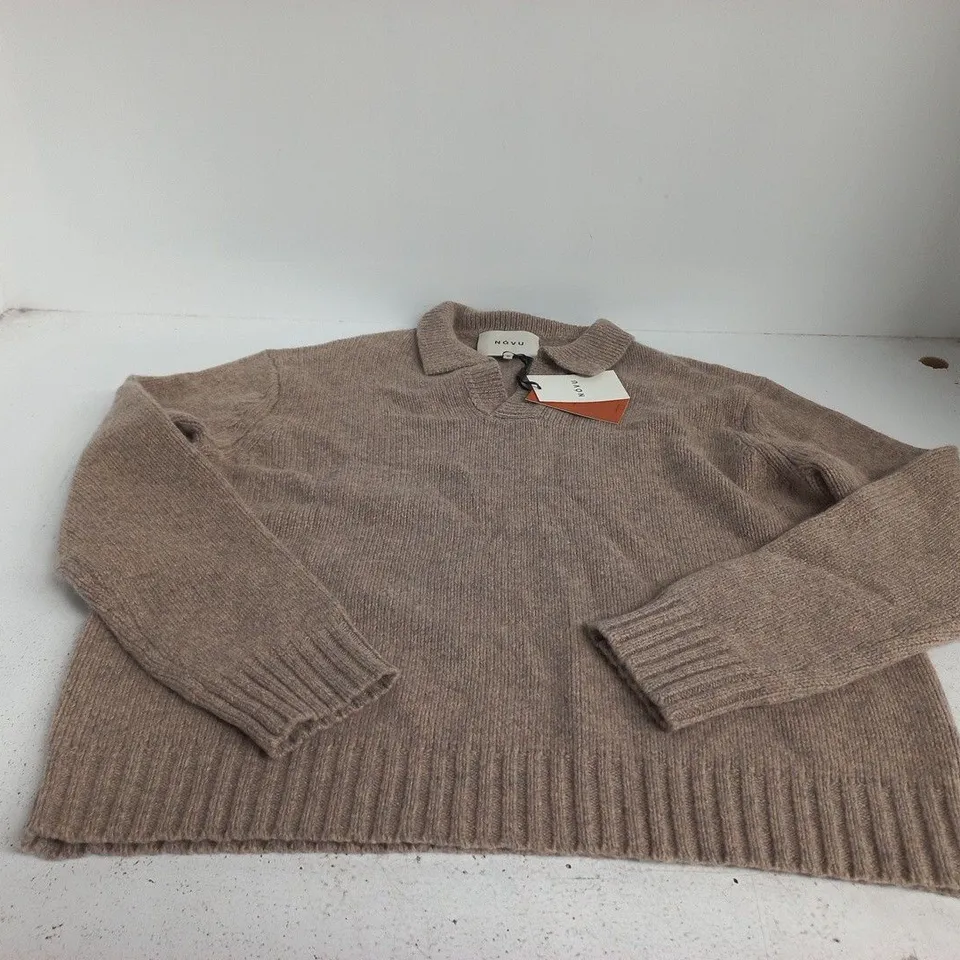 NÓVU KNIT JUMPER – TAUPE, UK MEDIUM (M)