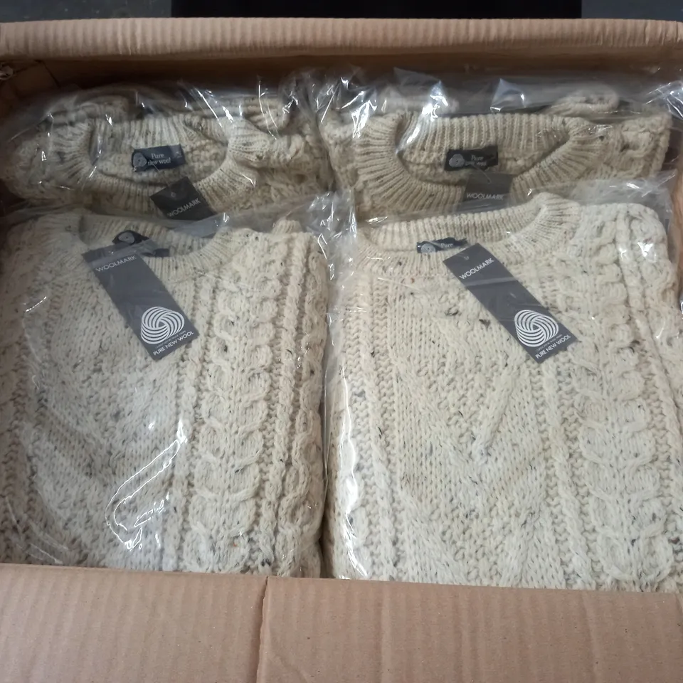 LOT OF 10 AS NEW PURE NEW WOOL KNITTED CREW JUMPERS IN ECRU - ALL M