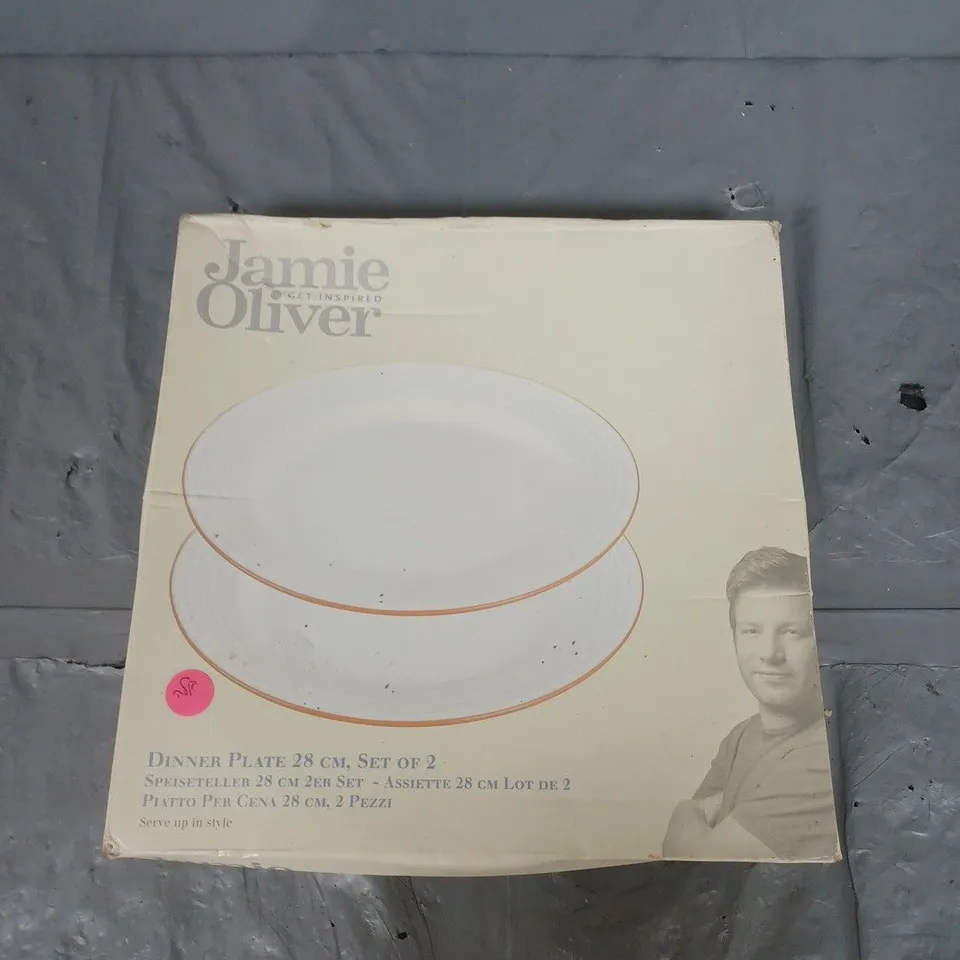 BOXED JAMIE OLIVER DINNER PLATES 28CM SET OF 2 - COLLECTION ONLY 