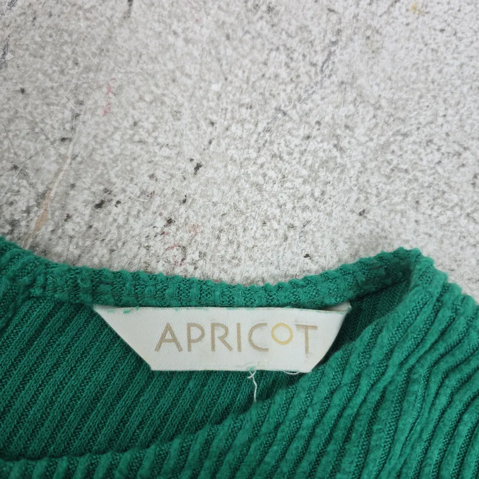 APRICOT GREEN CORDUROY SWEATER – SIZE S