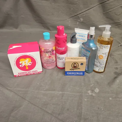 APPROXIMATEY 20 HEALTH AND BEAUTY PRODUCTS TO INCLUDE - KIEHL'SBLUE HERBAL BLEMISH CLEANSER - HAWAIIAN TROPIC FRAGRANCE MIST - DR SQUATCH SOAP - VIVISCAL THICKENING SHAMPOO - ETC