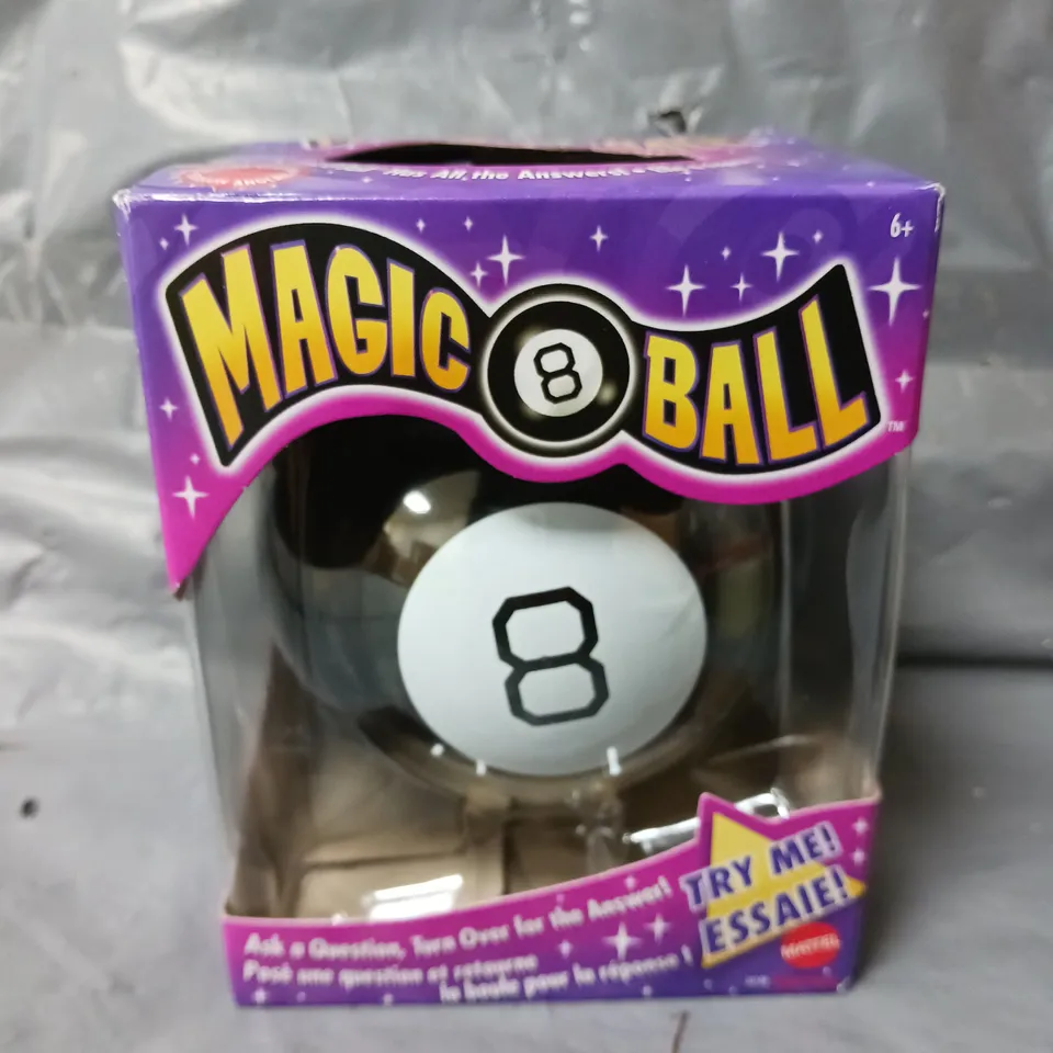 MAGIC 8 BALL 