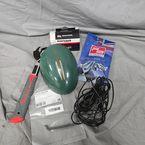 APPROXIMATELY 15 ASSORTED VEHICLE PARTS/ACCESSORIES TO INCLUDE CHARGER, SPEED WRENCH, PUSH ROD ETC