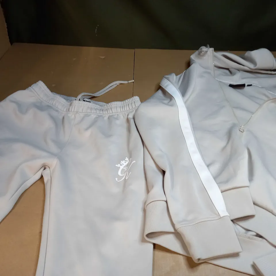 GYM KING TRACKSUIT - UK LARGE