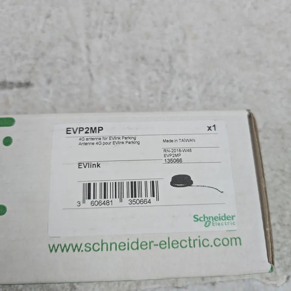SCHNEIDER ELECTRIC EVLINK 4G ANTENNA (EVP2MP) FOR PARKING – BOXED