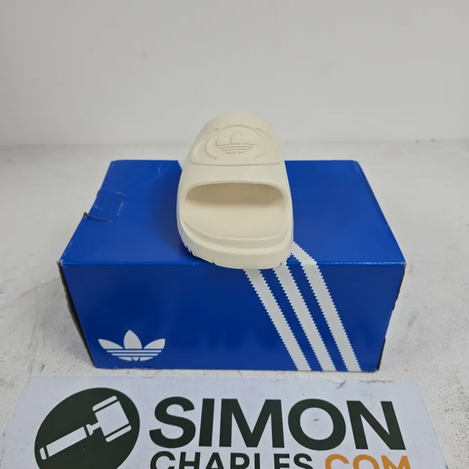 BOXED PAIR OF ADIDAS CAMPUS 00S FOAM SLIDES IN CREAM - UK 5