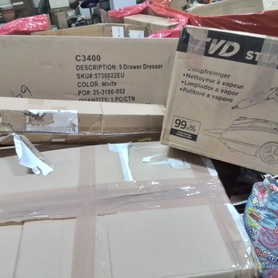 PALLET CONTAINING VARIOUS ASSORTED BOXED HOUSEHOLD ITEMS TO INCLUDE: CAR BOOSTER SEAT, 9 DRAW DRESSER, STEAM CLEANER AND LOTS MORE UNMARKED BOXED ITEMS 