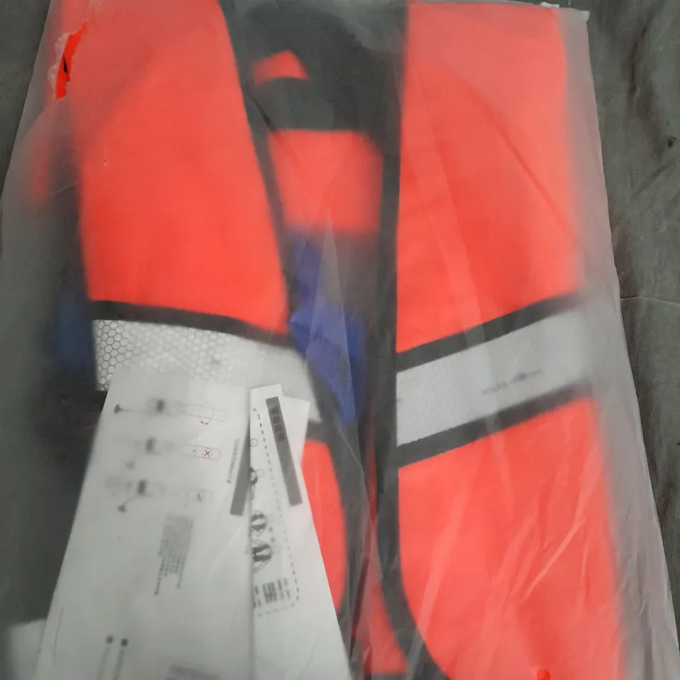 LIFE VEST 