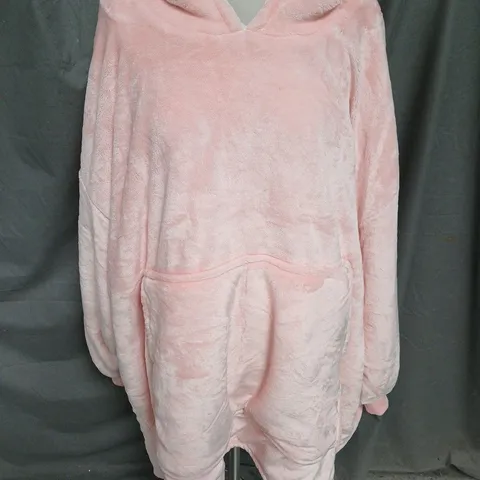 OODIE OVERSIZED HOODED BLANKET IN PINK ONE SIZE