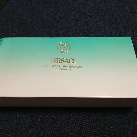 BOXED VERSACE CRYSTAL EMERALD POUR FEMME GIFT SET