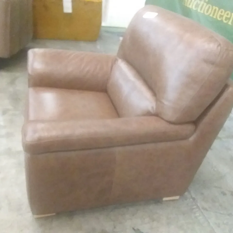 QUALITY DESIGNER VIRGILIO CHAIRS WITH SMALL ARMS - BRANDY LEATHER
