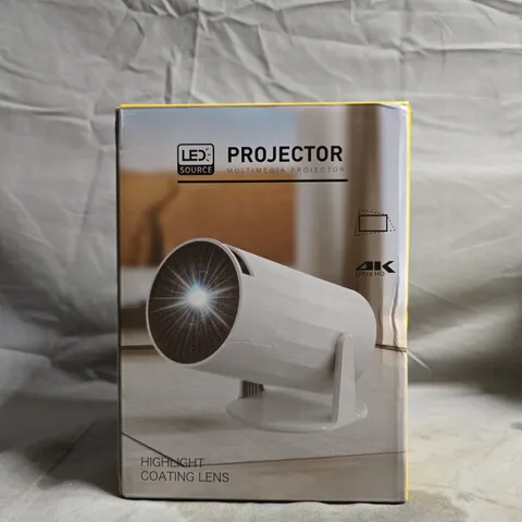 LED SOURCE PROJECTOR – MULTIMEDIA PROJECTOR