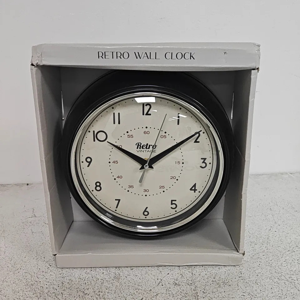 RETRO WALL CLOCK (HOME COLLECTION) – BOXED