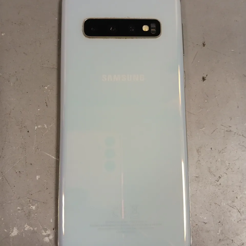 SAMSUNG GALAXY S10 SMARTPHONE 