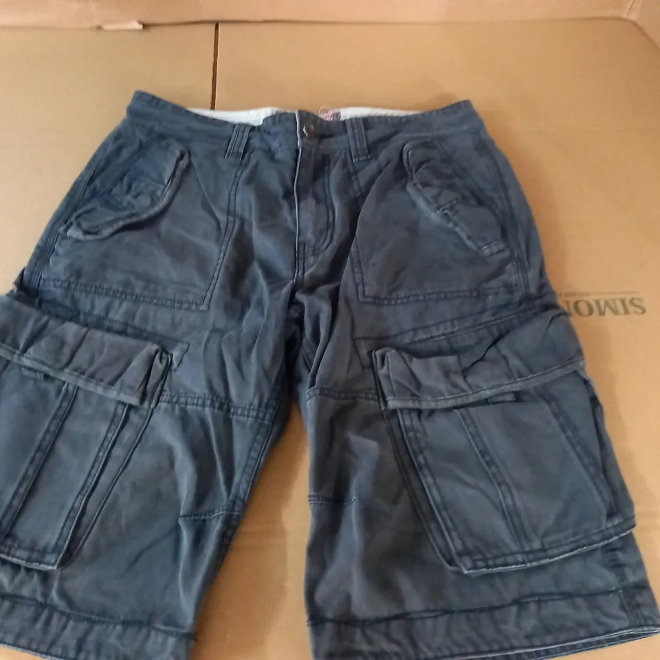FAT FACE BOARD SHORTS - 32