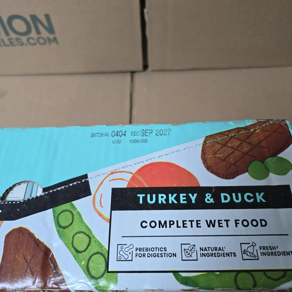 POOCH AND MUTT 12 PACK DOG FOOD TURKEY & DUCK COMPLETE WET FOOD BOXED