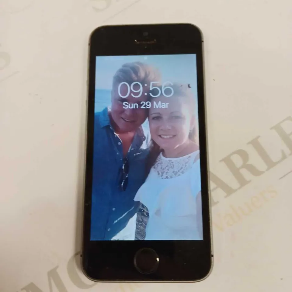 APPLE IPHONE SE (1ST GENERATION)
