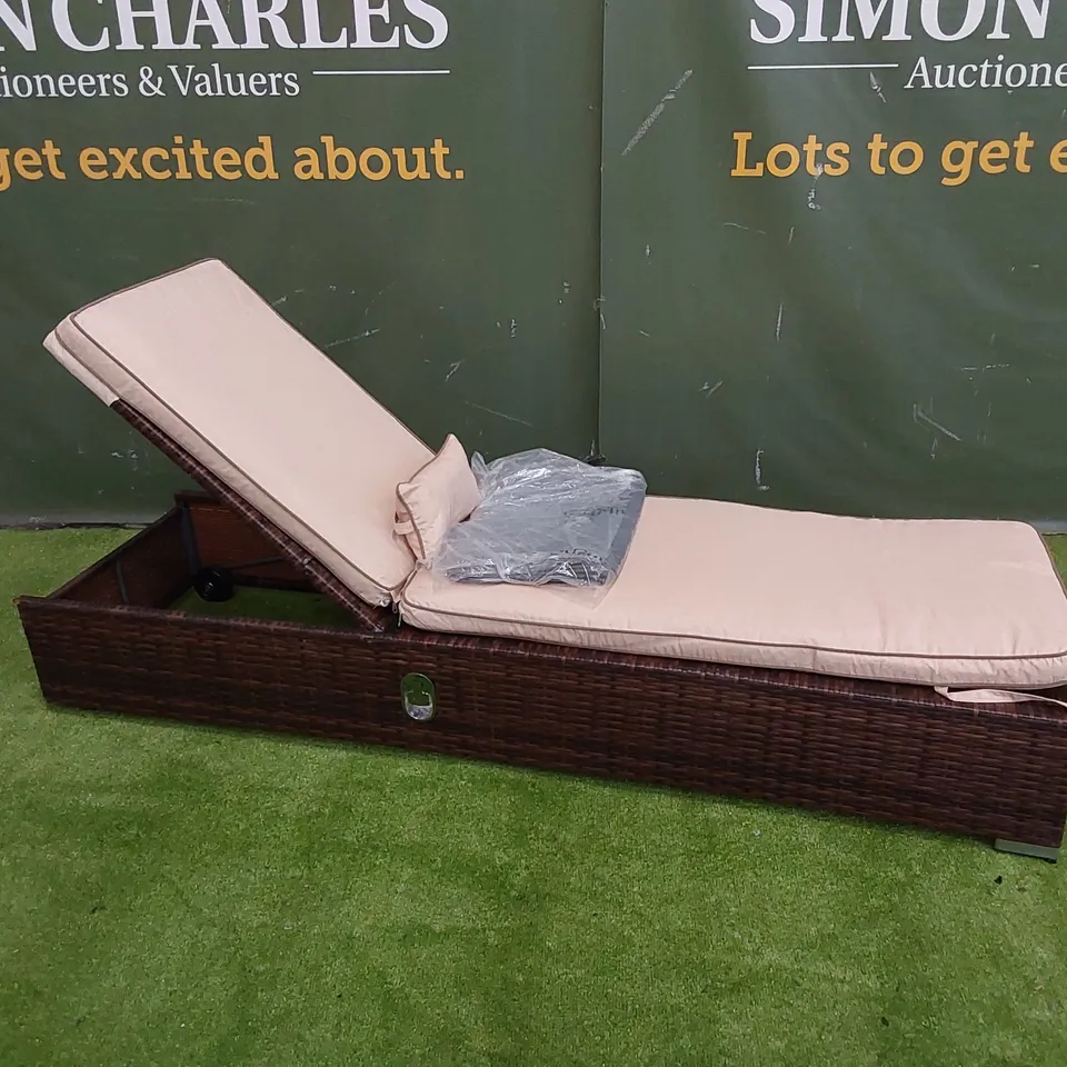 DESIGNER MANUAL ADJUSTABLE SUNLOUNGER IN CHOCOLATE MIX RATTAN WITH CUSHION AND COVER