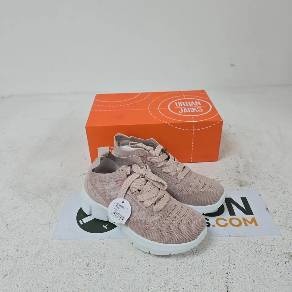 URBAN JACKS WOMEN'S KNIT SNEAKERS – UK 5 – NUDE – BOXED