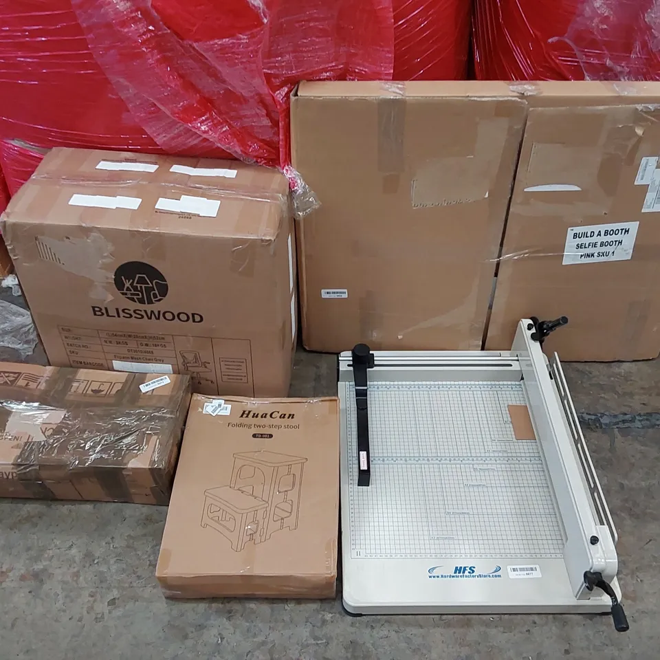 PALLET OF ASSORTED HOMEWARE AND CONSUMER PRODUCTS TO INCLUDE; OFFICE CHAIR, SELFIE BOOTH, HFS PAPER CUTTER, BABY PLAYPEN, FOLDING TWO-STEP STOOL ECT.