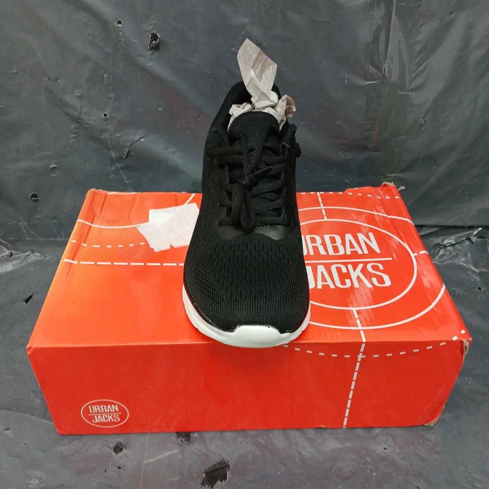 PAIR OF URBAN JACKS MEMORY FOAM BLACK TRAINERS - 7